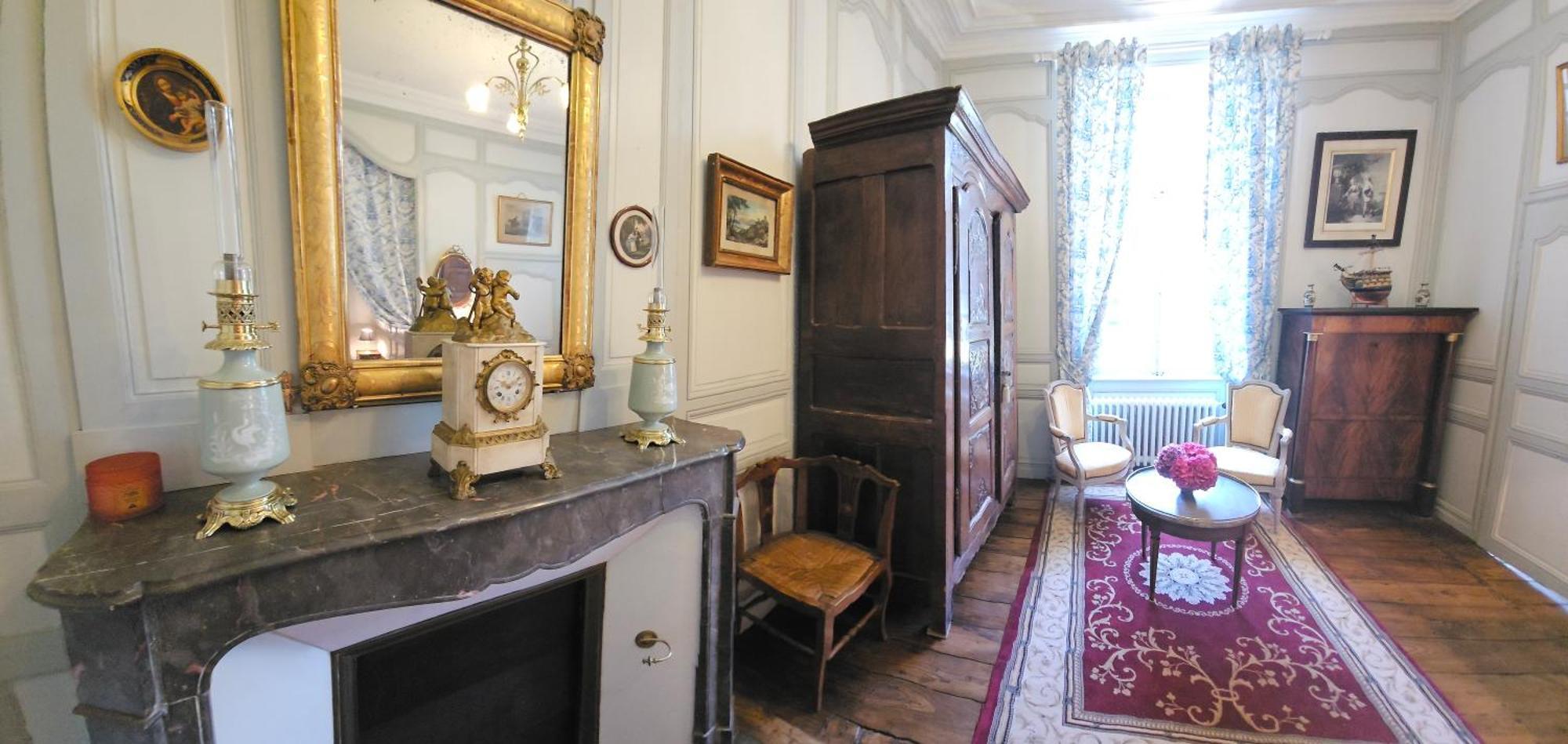 Chateau Du Bois-Riou Quévert Rum bild